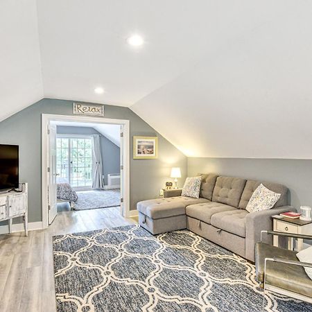 Benton Harbor Apt With Balcony And Shared Fire Pit Dış mekan fotoğraf